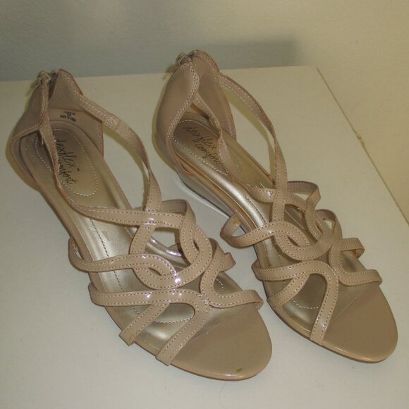 dexflex comfort Womens Tan Rear Zip Slingback Sandal w/2" Wedge NWOB - Size 11M - Picture 2 of 8
